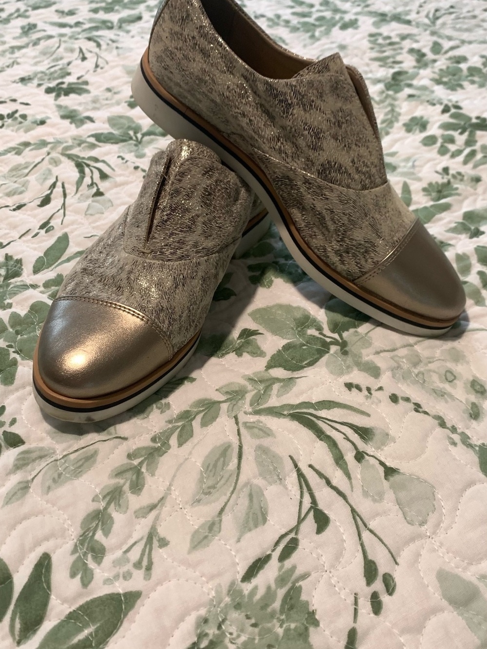 Geox Metallic Champagne and Ivory Slip-On Loafer - Picture 4 of 5